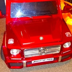 Electric ride on Mercedes Benz (RED